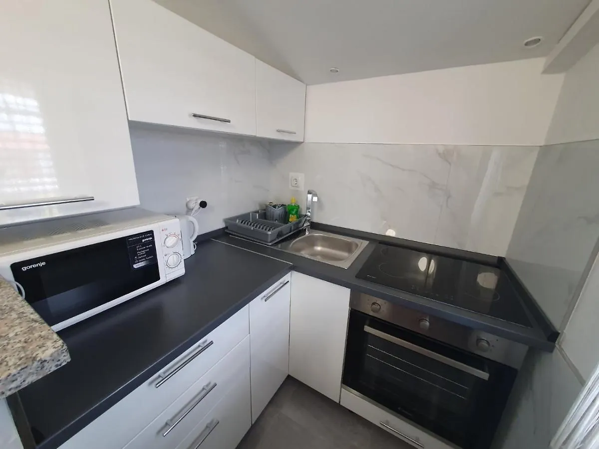 Apartments Nemcic 2 نين